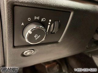 2017 Jeep Grand Cherokee in Granby, Quebec - 14 - w320h240px