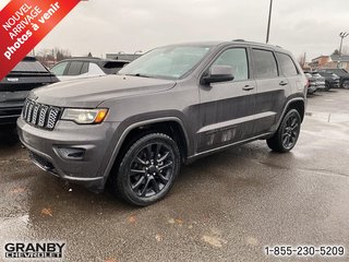 2020 Jeep Grand Cherokee Altitude in Granby, Quebec - 3 - w320h240px