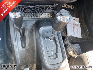 2016 Jeep Wrangler in Granby, Quebec - 14 - w320h240px