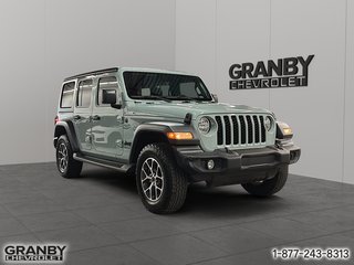 Jeep Wrangler  2024 à Granby, Québec - 3 - w320h240px