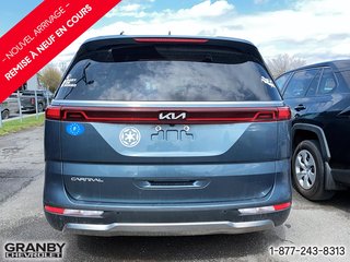 Kia Carnival EX 2024 à Granby, Québec - 2 - w320h240px