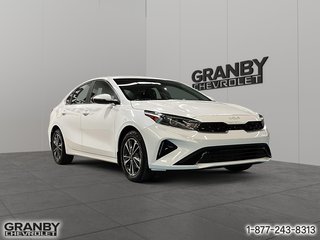 Kia Forte EX 2023 à Granby, Québec - 3 - w320h240px
