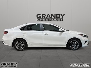 Kia Forte EX 2023 à Granby, Québec - 4 - w320h240px