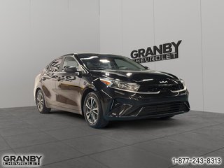 2023 Kia Forte in Granby, Quebec - 3 - w320h240px