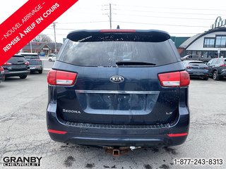Kia Sedona  2016 à Granby, Québec - 6 - w320h240px