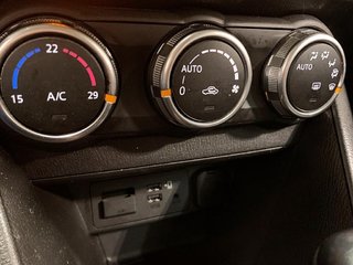2019 Mazda CX-3 in Granby, Quebec - 14 - w320h240px