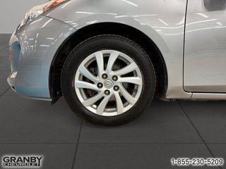 2012 Mazda 3 in Granby, Quebec - 7 - w320h240px
