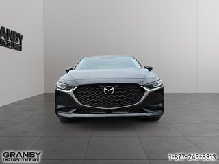 Mazda 3  2021 à Granby, Québec - 2 - w320h240px