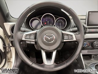 2016 Mazda MX-5 in Granby, Quebec - 11 - w320h240px