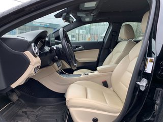 2016 Mercedes-Benz GLA in Granby, Quebec - 13 - w320h240px