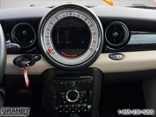 2012 MINI Cooper Clubman in Granby, Quebec - 14 - w320h240px