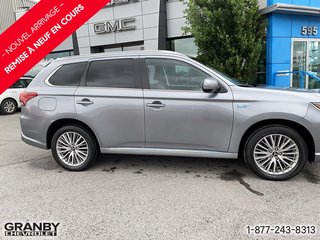 Mitsubishi Outlander PHEV  2020 à Granby, Québec - 2 - w320h240px