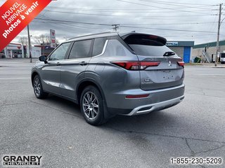 OUTLANDER PHEV  2023 à Granby, Québec - 6 - w320h240px