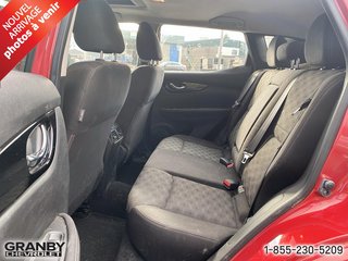 Nissan Qashqai  2017 à Granby, Québec - 8 - w320h240px