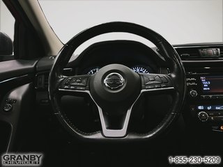 2017 Nissan Qashqai in Granby, Quebec - 14 - w320h240px