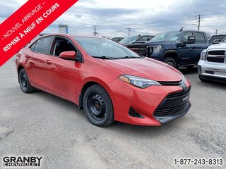 2017 Toyota Corolla in Granby, Quebec - 3 - w320h240px