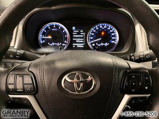 2017 Toyota Highlander in Granby, Quebec - 14 - w320h240px