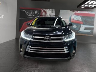 Toyota Highlander  2018 à Granby, Québec - 2 - w320h240px