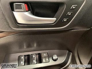 Toyota Highlander  2018 à Granby, Québec - 13 - w320h240px