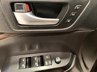 Toyota Highlander  2018 à Granby, Québec - 13 - w320h240px