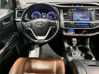 Toyota Highlander  2018 à Granby, Québec - 21 - w320h240px