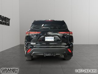 2021 Toyota Highlander XLE AWD in Granby, Quebec - 6 - w320h240px