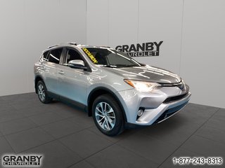 Toyota RAV4 Hybrid Hybride 2017 à Granby, Québec - 3 - w320h240px
