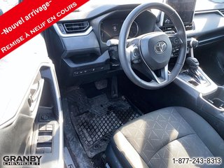 2024 Toyota RAV4 in Granby, Quebec - 3 - w320h240px