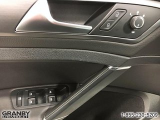 2020 Volkswagen E-Golf in Granby, Quebec - 11 - w320h240px