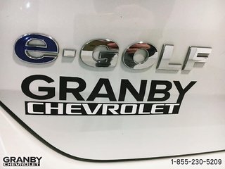 2020 Volkswagen E-Golf in Granby, Quebec - 6 - w320h240px