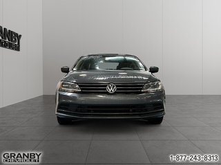 2017 Volkswagen Jetta Sedan Trendline + vendu tel quel sans garanties in Granby, Quebec - 2 - w320h240px