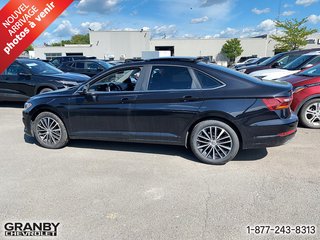 Volkswagen Jetta Execline 2019 à Granby, Québec - 6 - w320h240px
