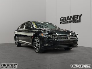 Volkswagen Jetta Execline 2019 à Granby, Québec - 3 - w320h240px