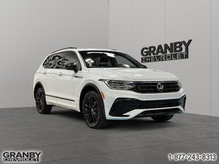 Volkswagen Tiguan Comfortline R-Line Black Edition 2022 à Granby, Québec - 3 - w320h240px