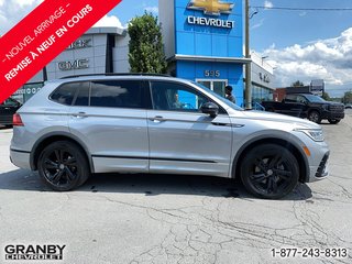 Volkswagen Tiguan Comfortline R-Line Black Edition 2023 à Granby, Québec - 4 - w320h240px