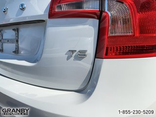 2015 Volvo S60 in Granby, Quebec - 14 - w320h240px