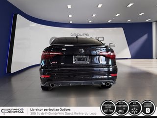 Volkswagen Jetta GLI, boîte manuelle à traction avant 2021 à Rivière-du-loup, Québec - 6 - w320h240px