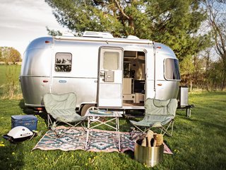 2021 Airstream Bambi 19CB Classic Range in Terrebonne, Quebec - 3 - w320h240px