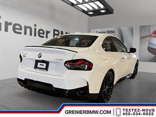 2024 BMW 230i xDrive Maintenance sans frais 3 ans/60 000km in Terrebonne, Quebec - 4 - w320h240px