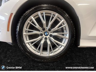 BMW 3 Series 330i xDrive Sedan, Premium Essential 2023 à Terrebonne, Québec - 6 - w320h240px
