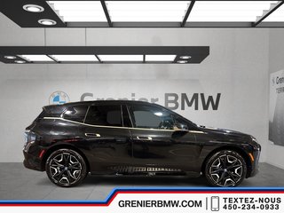 BMW iX xDrive50, Premium Essential, M Sport Package 2023 à Terrebonne, Québec - 3 - w320h240px