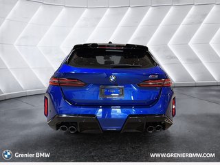 2025 BMW M5 in Terrebonne, Quebec - 5 - w320h240px