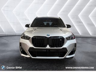 BMW X1 M35i xDrive, M Sport Pro, Premium Essential 2025 à Terrebonne, Québec - 2 - w320h240px
