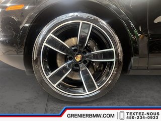 Porsche Cayenne Coupe Platinum Edition, Performance Package 2023 à Terrebonne, Québec - 6 - w320h240px