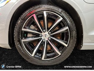 Volvo S60 Plug-In Hybrid T8 AWD Core Dark Theme, AppleCarPlay 2025 à Terrebonne, Québec - 6 - w320h240px