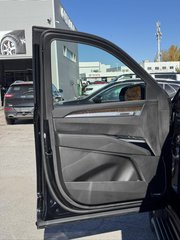 Cadillac Escalade 4WD Sport Platinum Onyx Package 2025 à Terrebonne, Québec - 6 - w320h240px