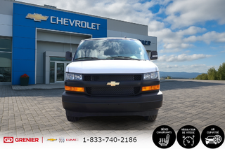 Chevrolet Express Cargo Van  2025 à Terrebonne, Québec - 2 - w320h240px