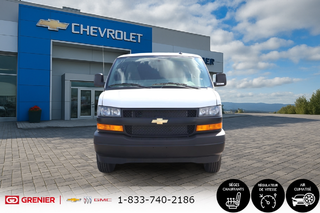 2025 Chevrolet Express Cargo Van in Terrebonne, Quebec - 2 - w320h240px