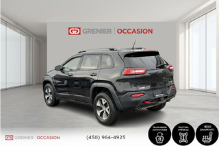 Jeep Cherokee Trailhawk 4x4 V6 2015 à Terrebonne, Québec - 4 - w320h240px
