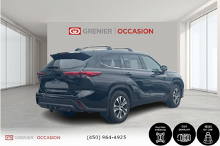 2021 Toyota Highlander XLE Night Package Toit Cuir in Terrebonne, Quebec - 6 - w320h240px